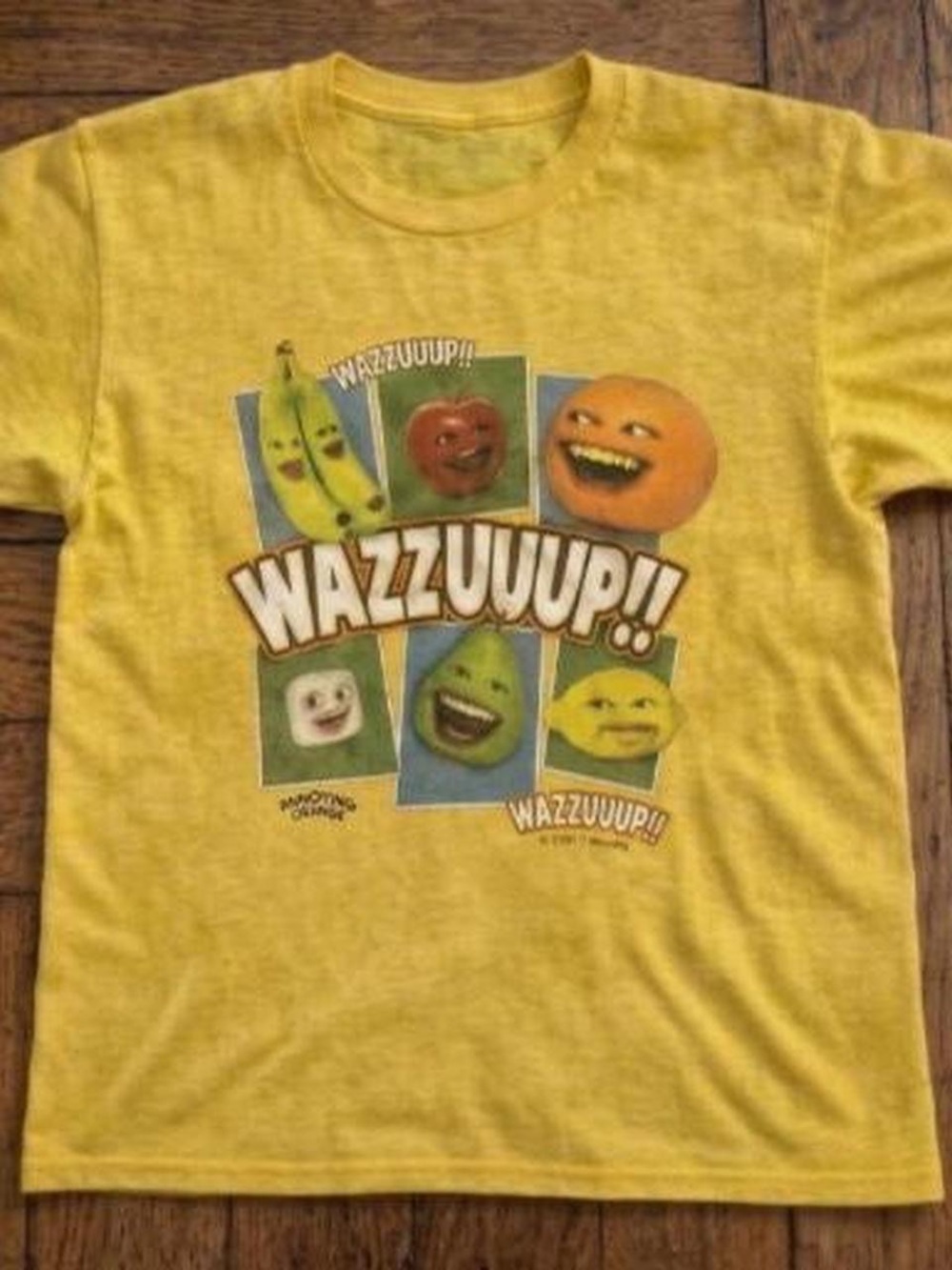 Gildan Daisy Wazzzuup!! Graphic T-Shirt